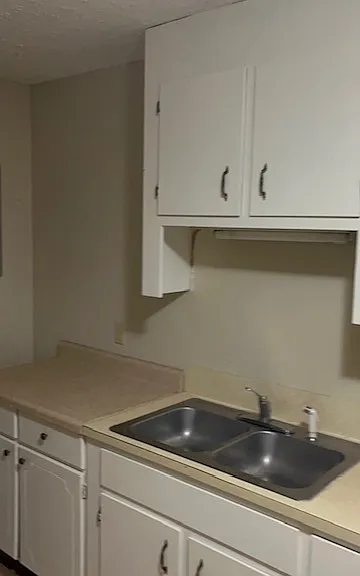 139 Torrence Cir NW #4 — Photo 3
