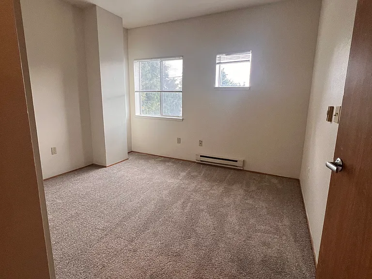 Northbrook Place Apartments — Photo 25