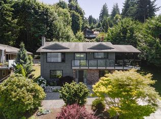 6950 Porpoise Dr, Sechelt, BC V7Z0C8