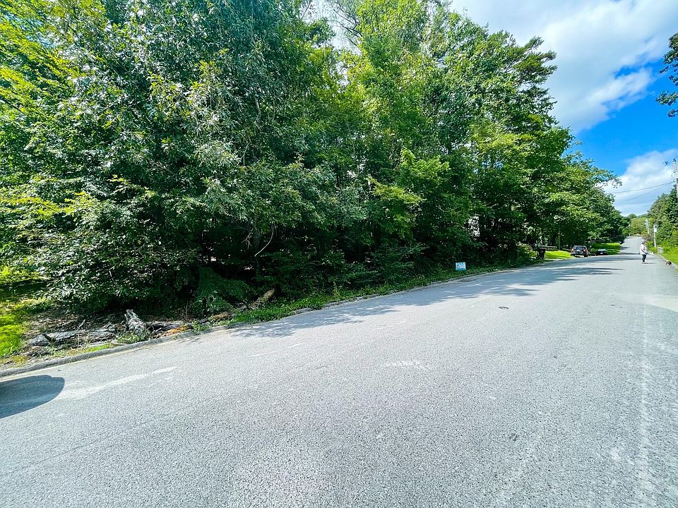 2nd image of 0 Woodgate Rd