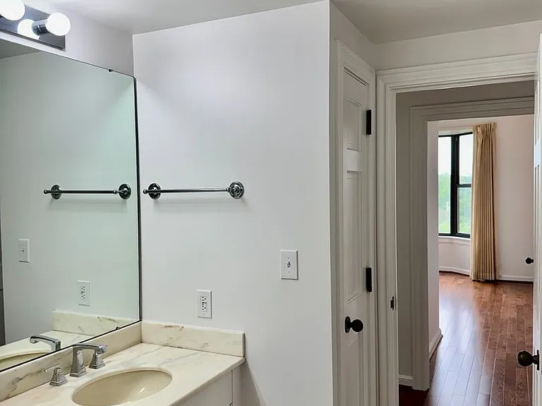 2121 S Yorktown Ave #602 — Photo 17