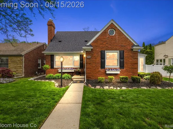 23140 Sheridan St, Dearborn, MI 48128