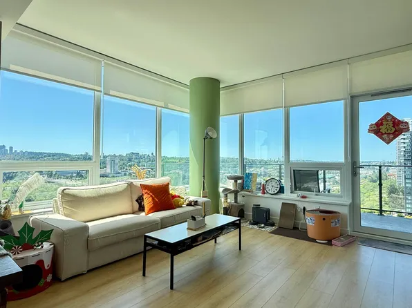 2425 Alpha Ave #15XX, Burnaby, BC V5C 0N6