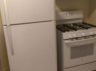5021 F St, Sacramento, CA