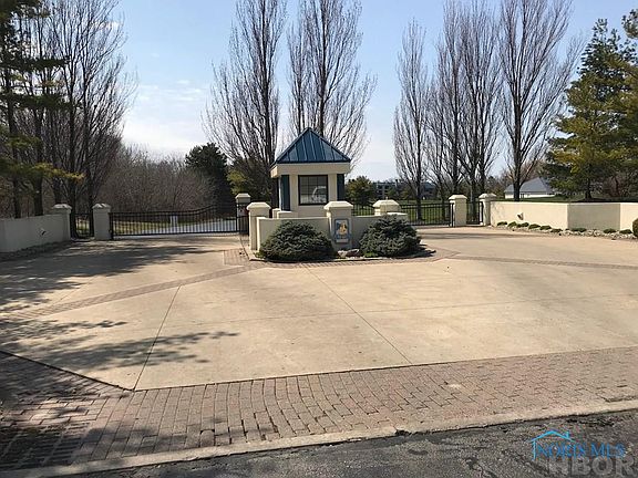2nd image of 4295 Marin Blvd