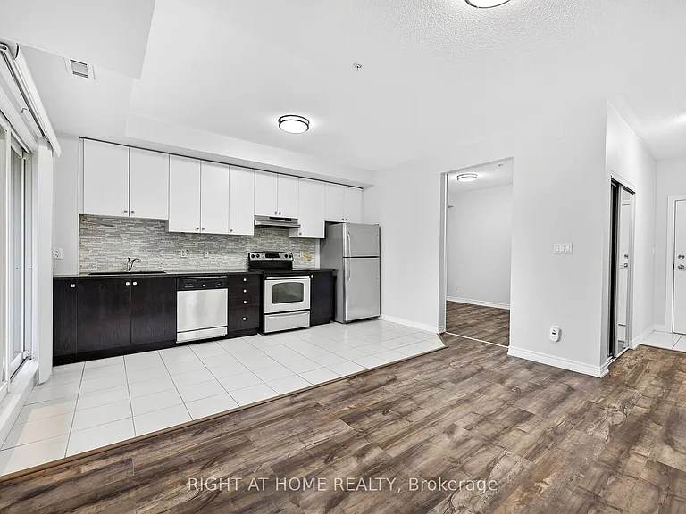 570 Lolita Gdns #430 — Photo 13
