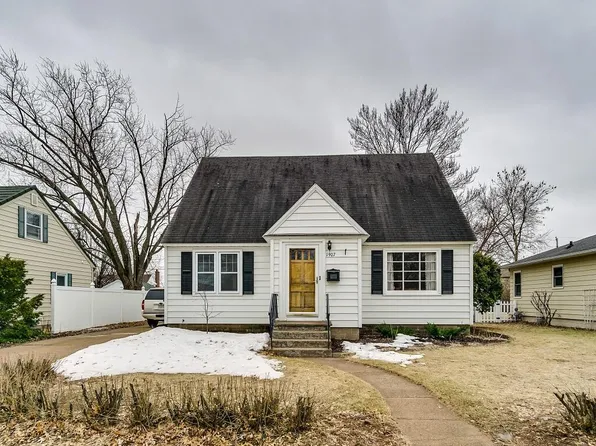 1907 Highland Ave, Eau Claire, WI 54701