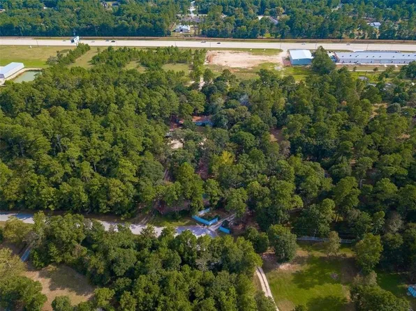 10303 Pecan Hollow Rd, Magnolia, TX 77354