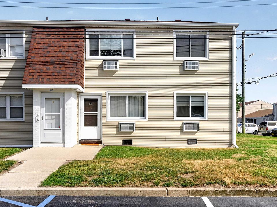 1st image of 4901 Harbor Beach Blvd #H-1