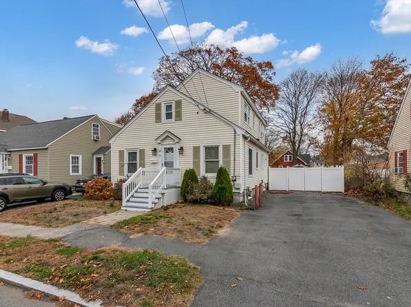 32 Glen Ave, Methuen, MA 01844