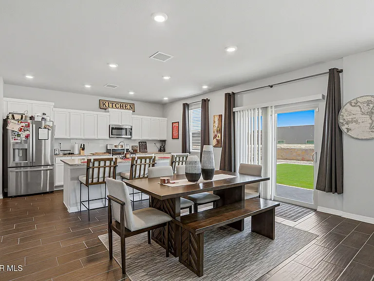 13852 Paseo De La Luna Ave — Photo 23