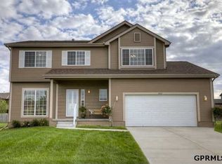 16063 Redman Ave, Omaha, NE 68116