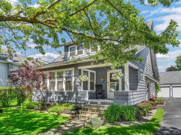 5847 Buffalo St, Sanborn, NY 14132