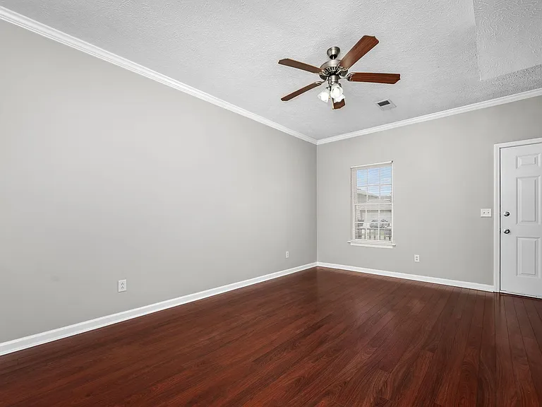 2634 Sewanee Pl — Photo 9