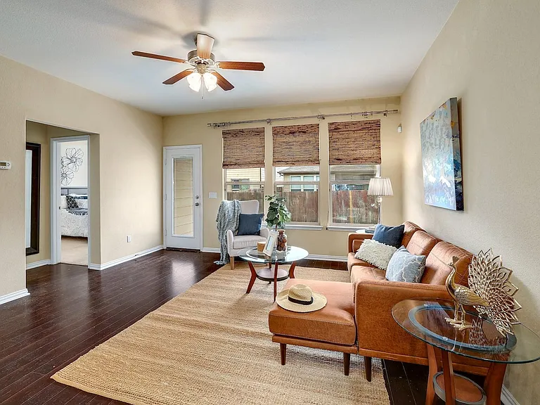 16021 Travesia Way — Photo 10