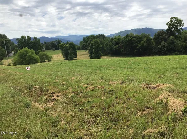 15 Deerwood Rd, Greeneville, TN 37743