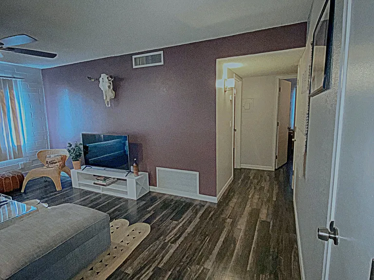 Winterhaven Apartments — Photo 13