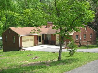 830 Grayson Ave, Covington, VA 24426