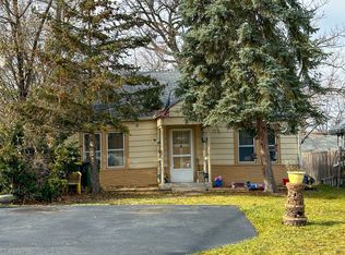 282 N Maple Ave, Wood Dale, IL 60191