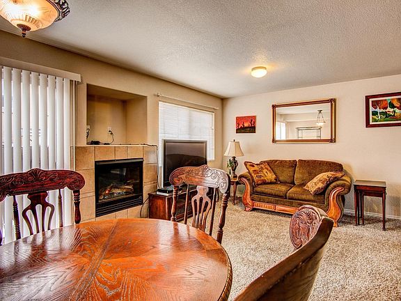 Dining room/Living room