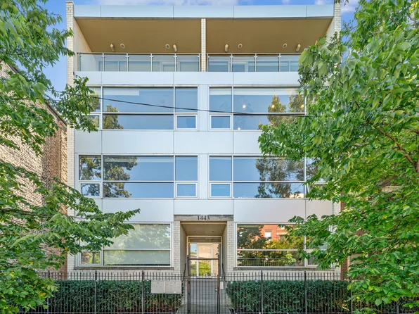 1443 W Thomas St APT 2E, Chicago, IL 60642