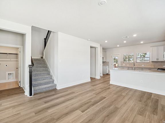 7th image of this home