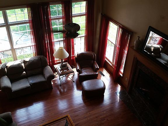 4th image of 1713 Cameron Ct