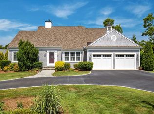 101 Pheasant Hill Cir, Cotuit, MA 02635