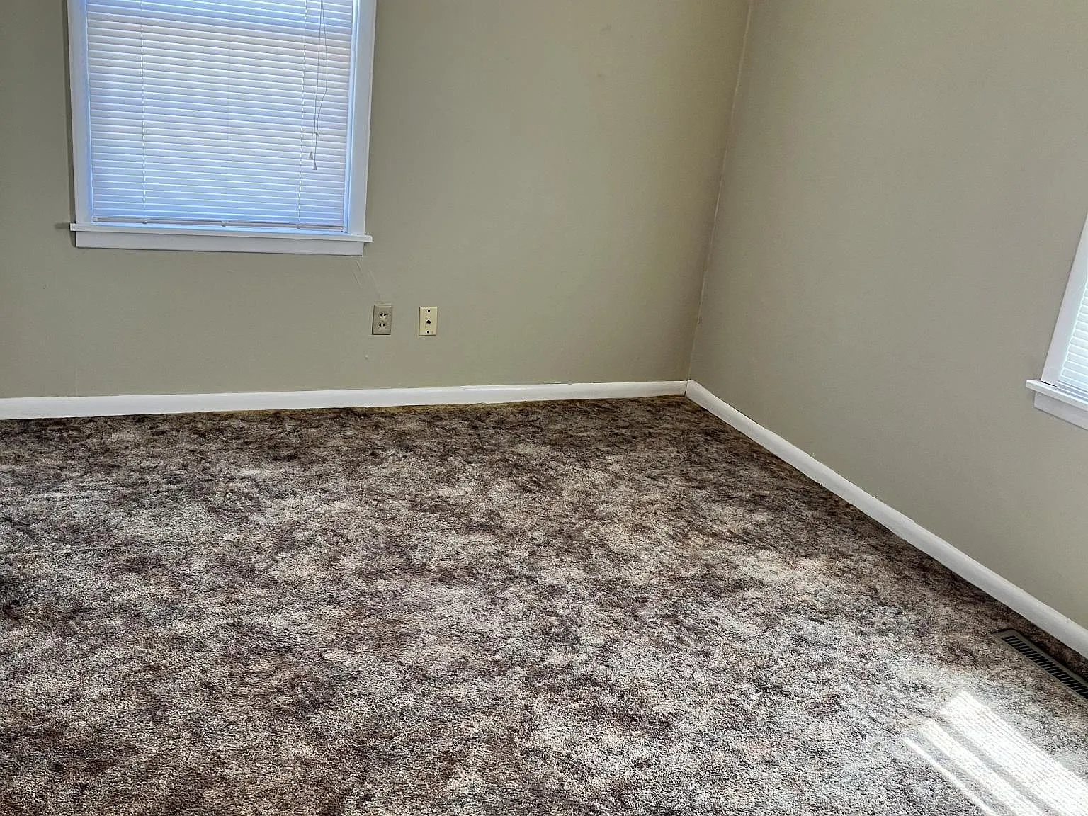 2 bed, $725 — Photo 3
