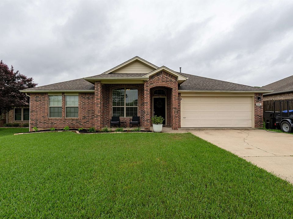 1st image of 2026 Cumberland Dr