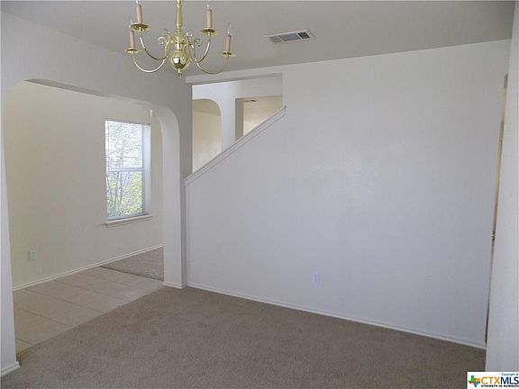 3rd image of 1610 Quarry Dr