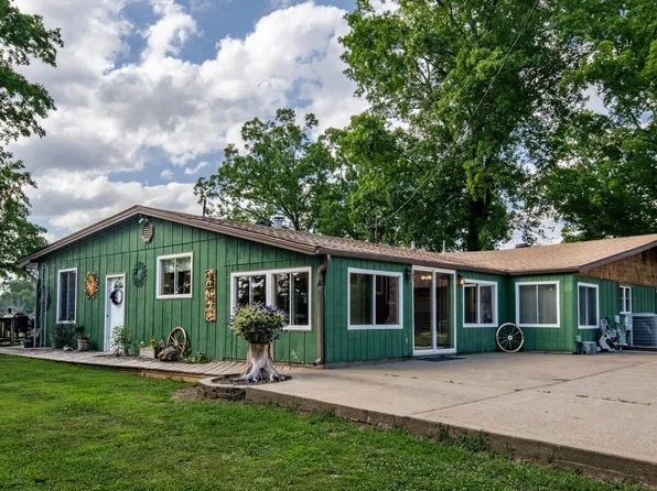10388 Teal Lake Rd, Marion, IL 62959