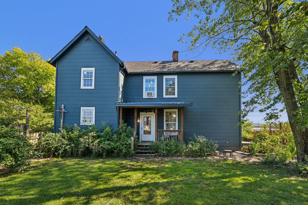 Real estate listing image