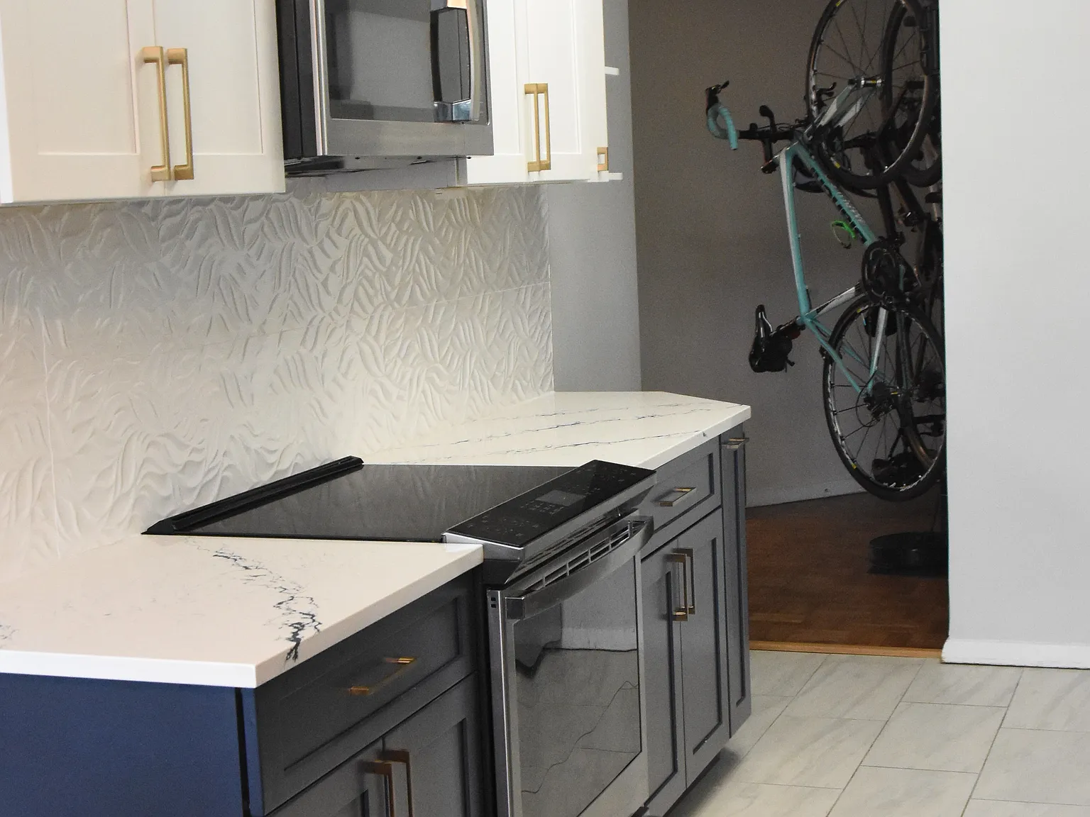 2 bed, 1269 sqft, $3,300 — Photo 3