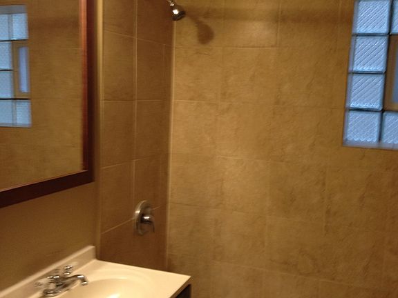 3rd image of 3244 W Evergreen Ave APT 2