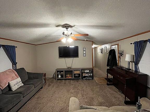 4th image of 17 Saint Michaels Ct