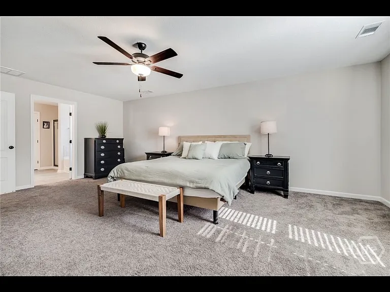152 Sams Dr — Photo 28