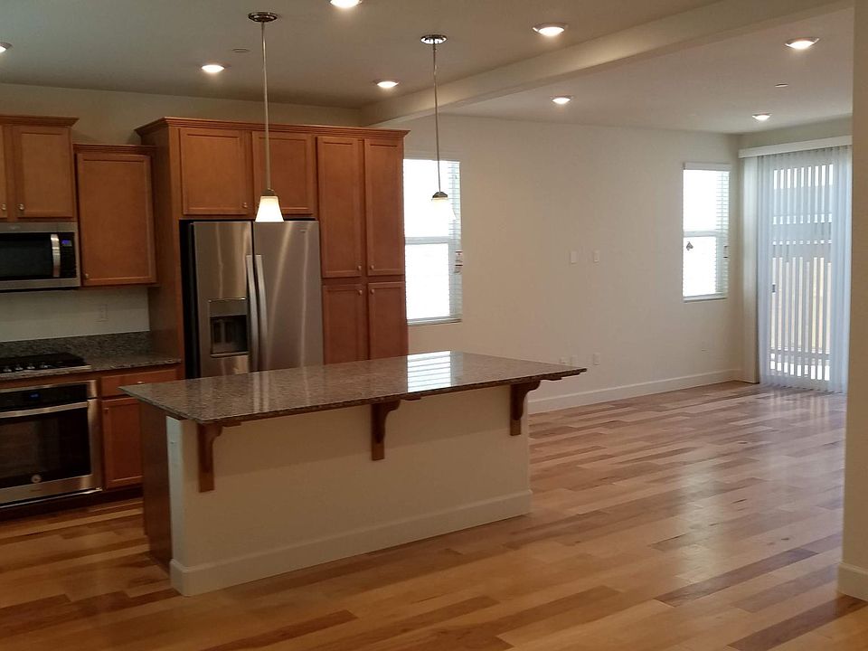 1st image of 4323 Healdsburg Way