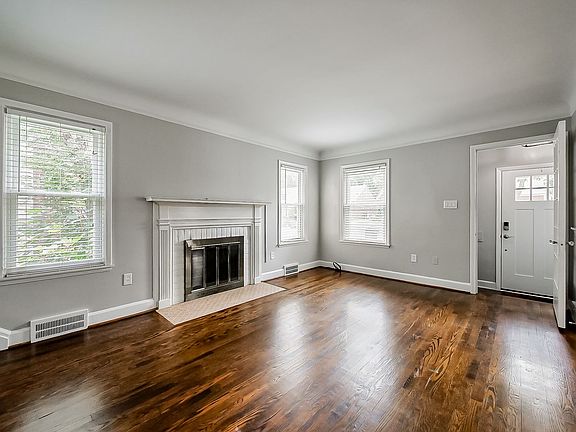 5th image of 21530 Olmstead St