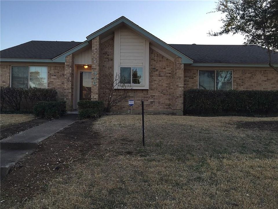 1st image of 926 Courtney Dr