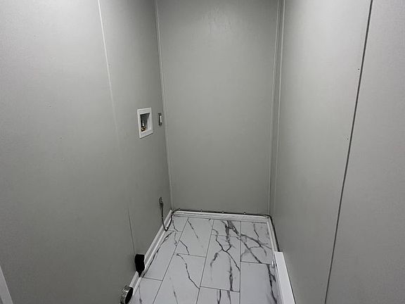 5th image of 133 Stevens Ave
