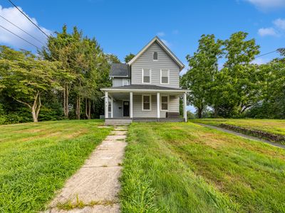 44 Oakland Road, Southington, CT, 06489