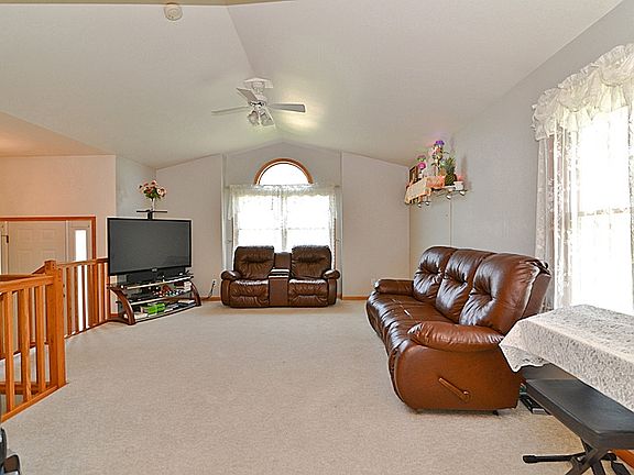 4th image of 509 Sheffield Dr NE