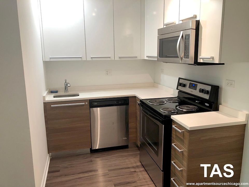 1st image of 925 W Carmen Ave APT 7C