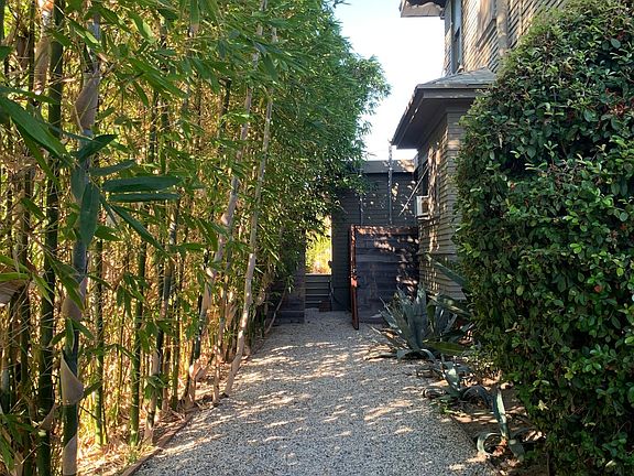 2nd image of 2725 Dalton Ave #1/2