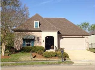 2060 Aubinwood Dr, Baton Rouge, LA 70816