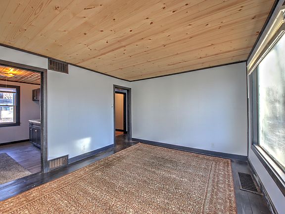 4th image of 826 Kingsporte Ave