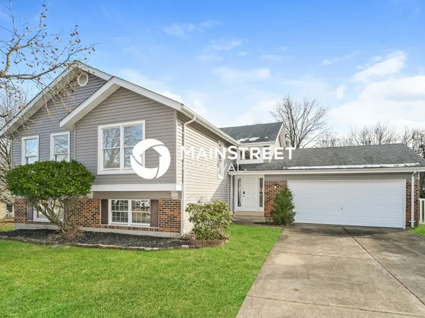 16504 Forest Pine Dr, Ballwin, MO 63011