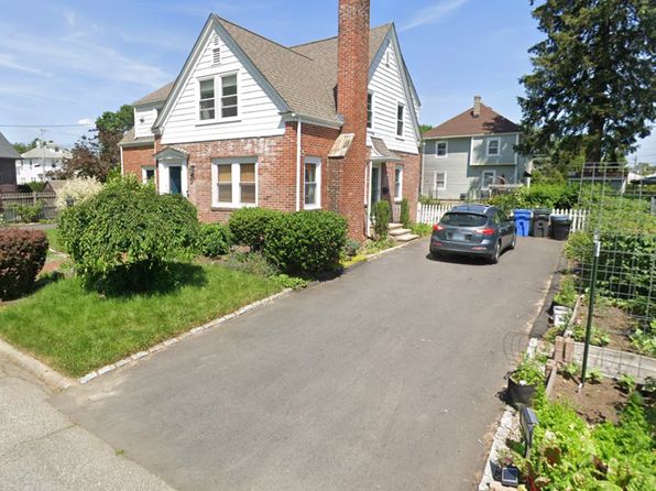 19 Calvin Ave