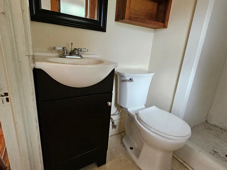 107 NW 4th Ave #B — Photo 11